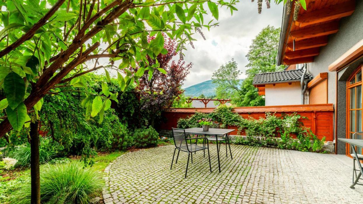 Z Zielonym Tarasem Centrum Apartment Karpacz